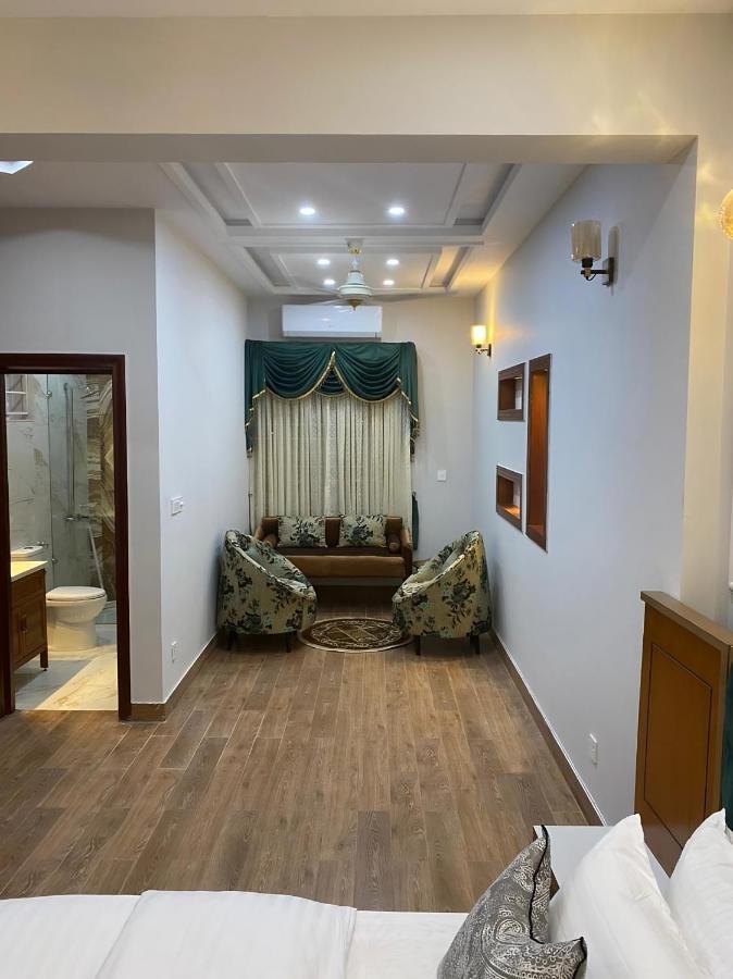 Canadian Inn Islamabad Exterior foto